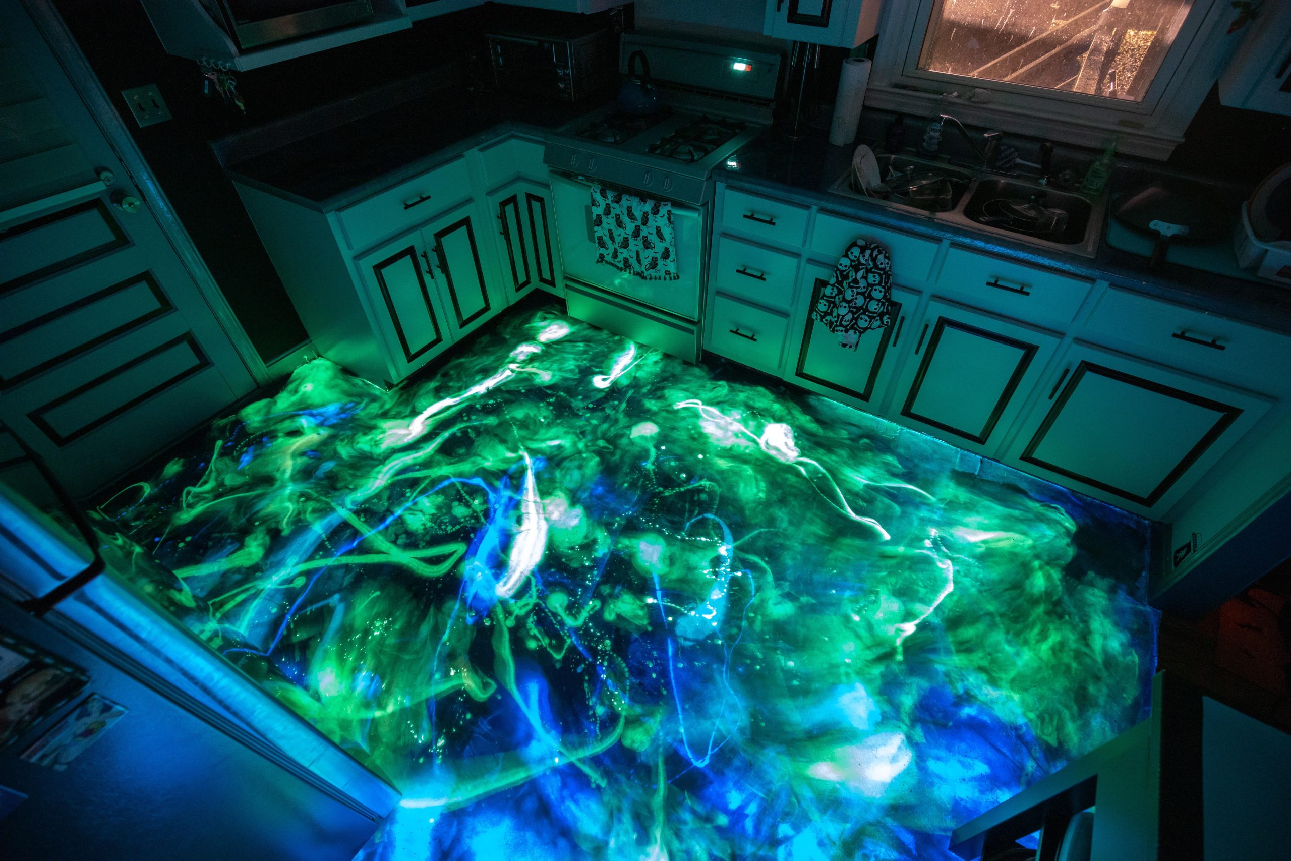 Glow In The Dark Epoxy Resin Floor Cost